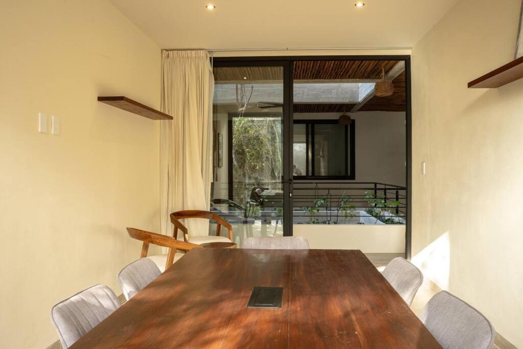Apartamento Private Pool & Terrace - Sleeps 4 Near The - B104